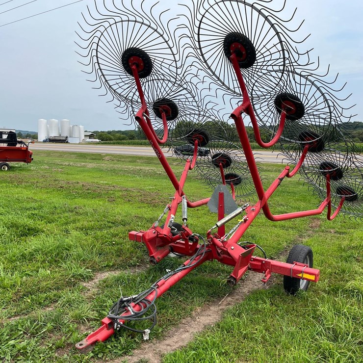Arts Way FWR10 Rake