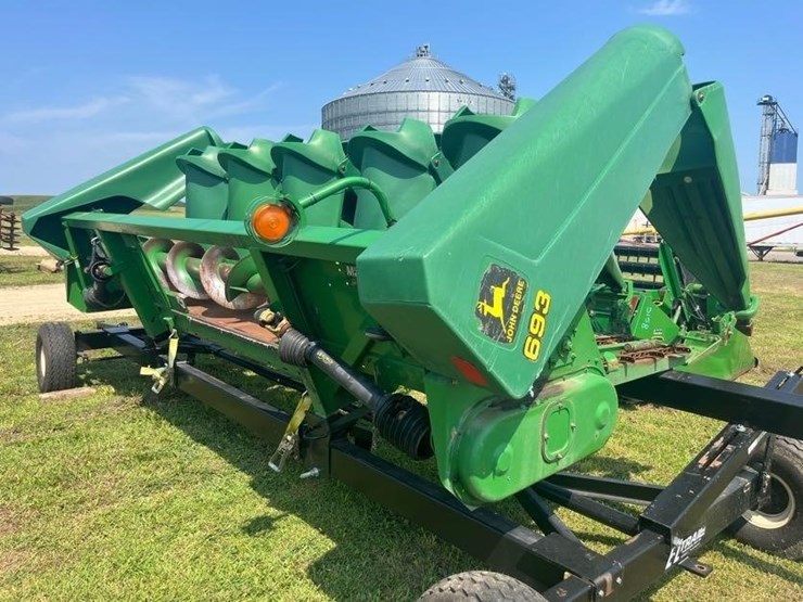 john-deere-693-image-3