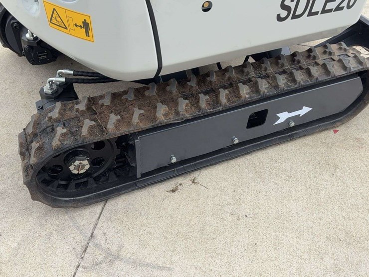sdlanch-sdle20-mini-excavator-image-6