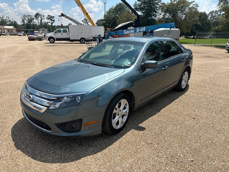 #23032-•-2012-ford-fusion-image-1