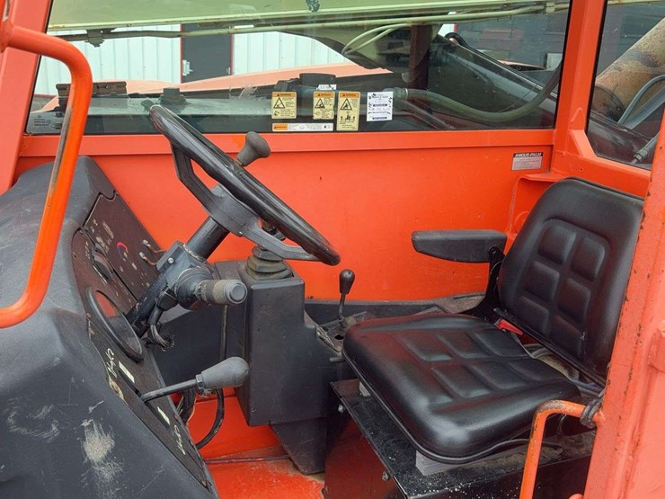 2012-jlg-g6-42a-image-26