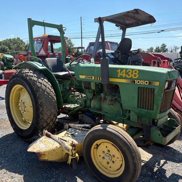 JOHN DEERE 1050