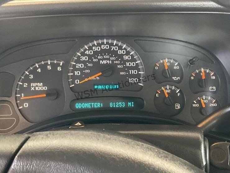 2003-chevrolet-silverado-1500-image-17