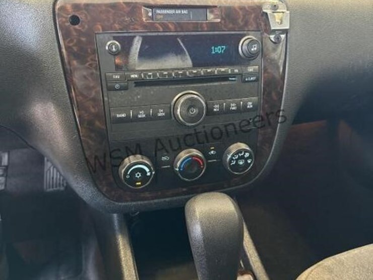 2016-chevrolet-impala-ls-sdn-image-18