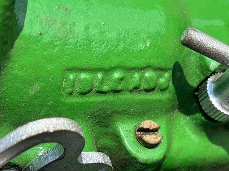 marvel-schebler-dltx-10-carburetor-image-2