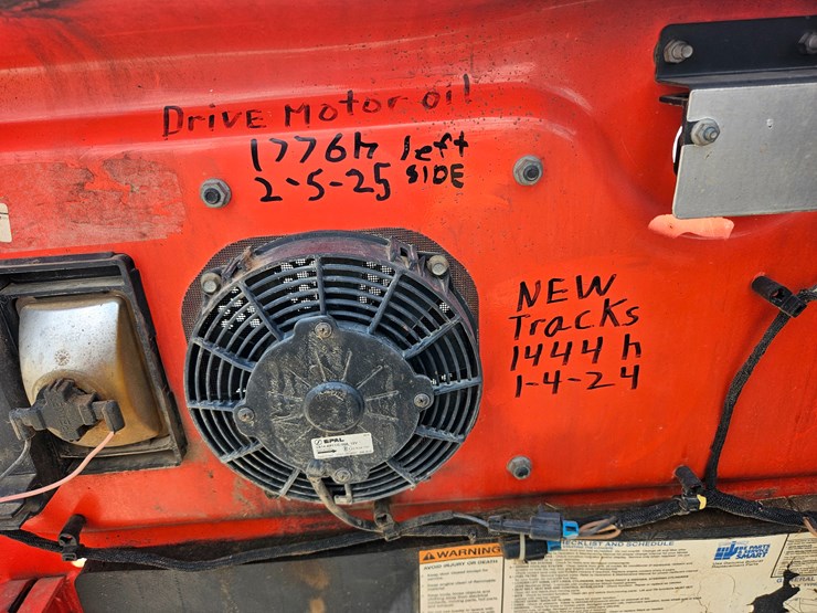 2019-bobcat-t870-image-23