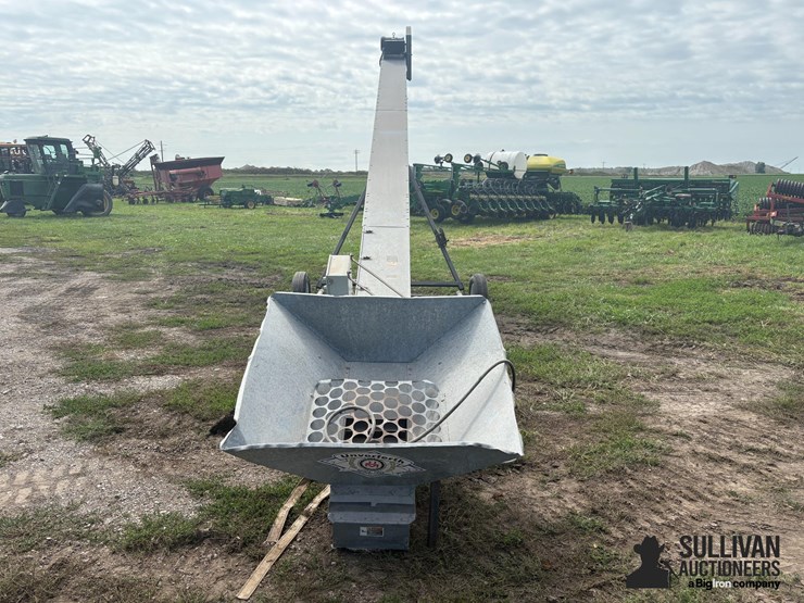 unverferth-conveyor-image-2