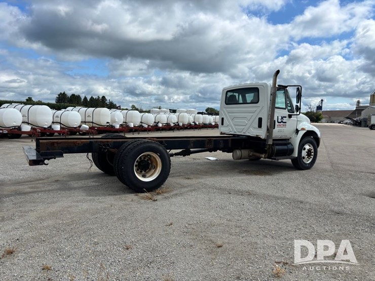 2007-international-durastar-4300-image-5