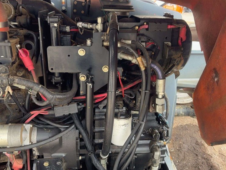 2012-jlg-g6-42a-image-13