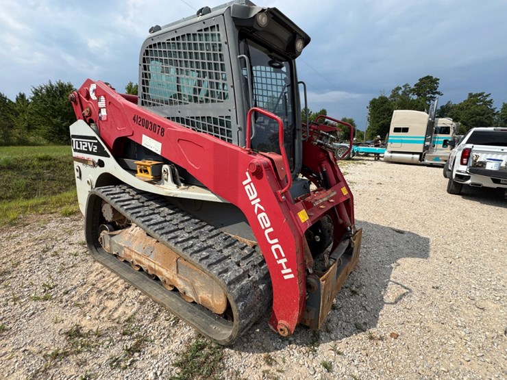 2020-takeuchi-tl12v2-image-2