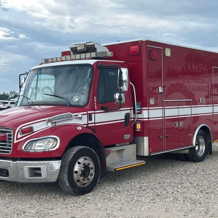 2007 Freightliner M2 106 Ambulance
