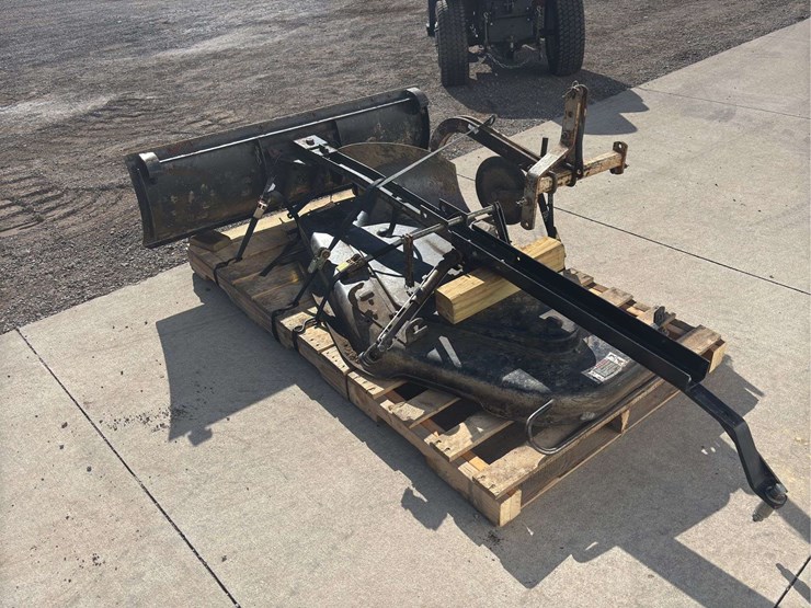 mtd-lawn-tractor-image-19