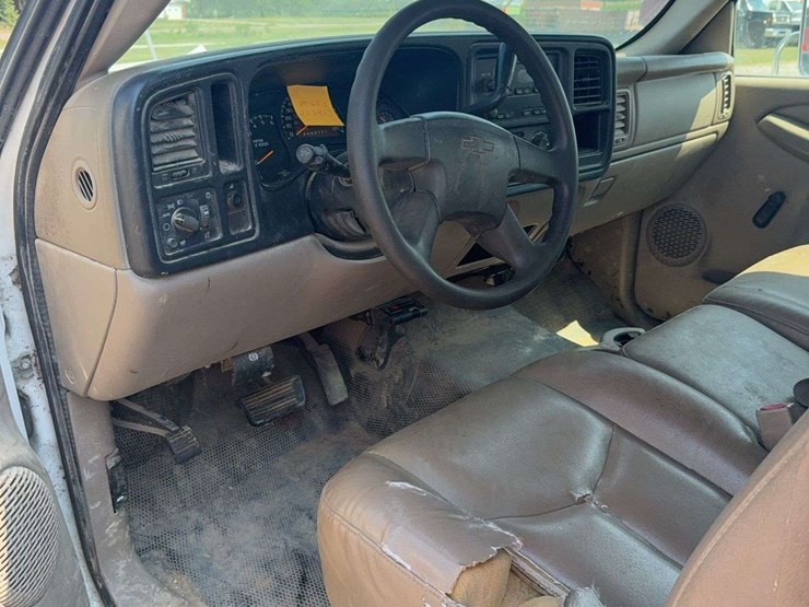 2006-chevrolet-silverado-image-7