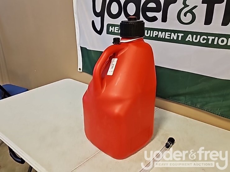 unused-5-gal-liquid-utility-jug--red-image-3