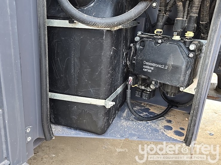 2019-dynapac-ca2500d-image-37