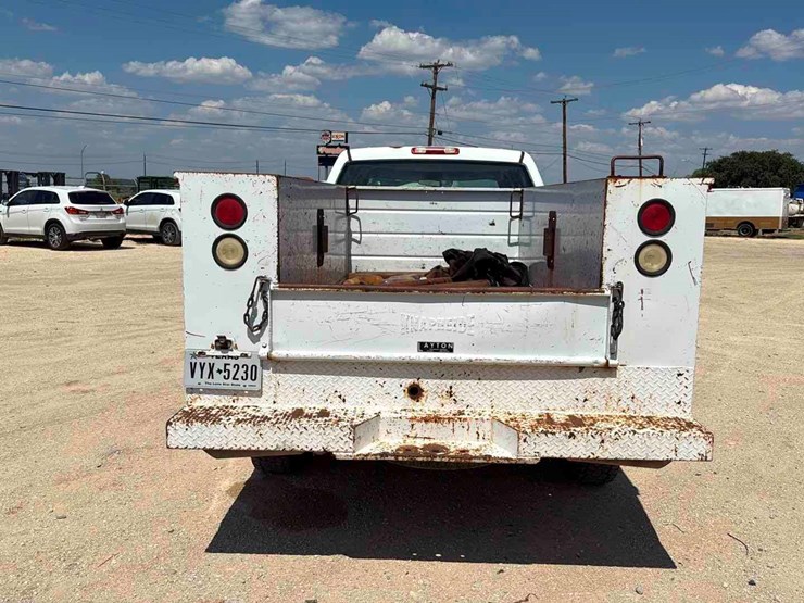 2005-chevrolet-silverado-image-5