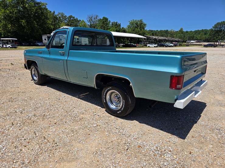 1977-chevrolet-custom-deluxe-image-14