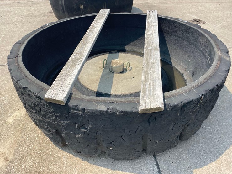 7ft-round-tire-feeder-image-6