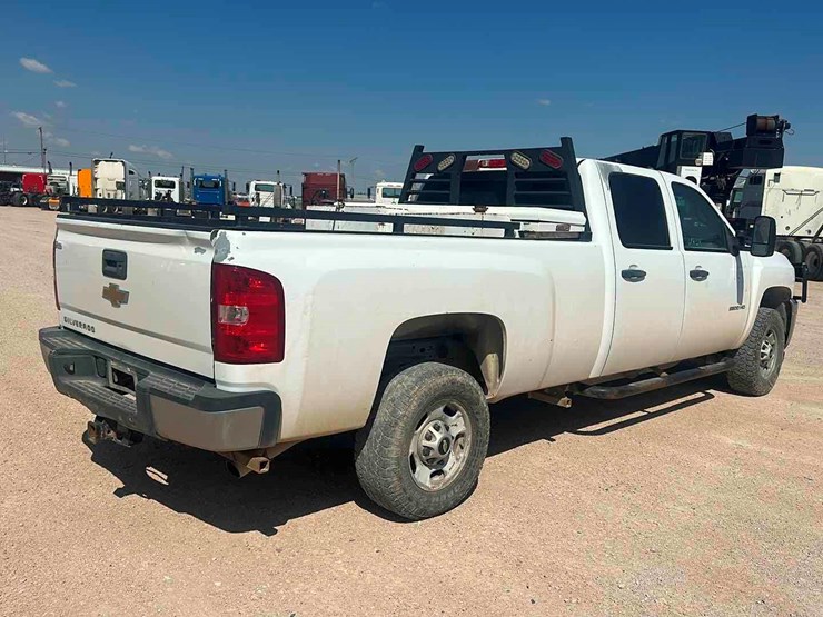 2013-chevrolet-silverado-1500-image-4