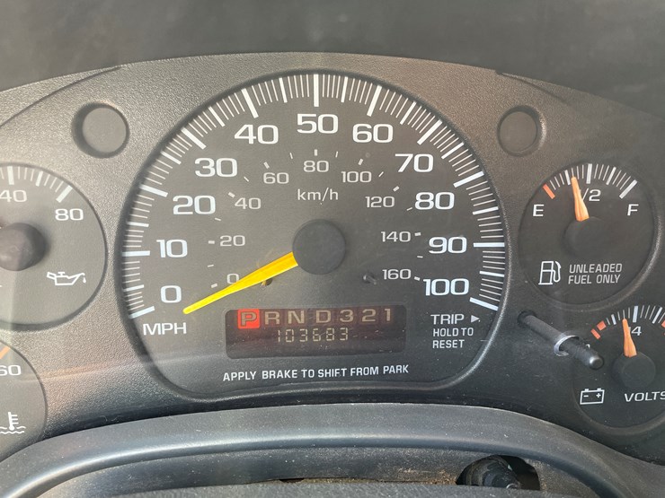 #4731-•-2000-chevy-box-van-(wi-title-in-delay)-image-14