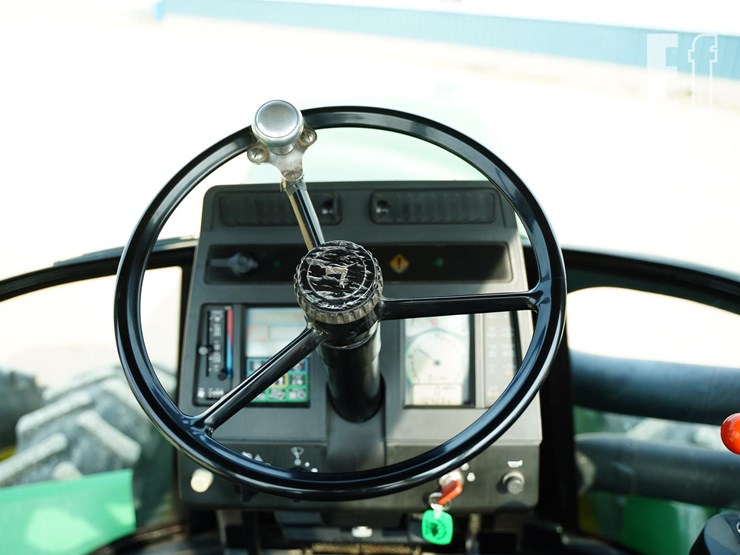 1993-john-deere-8570-image-35