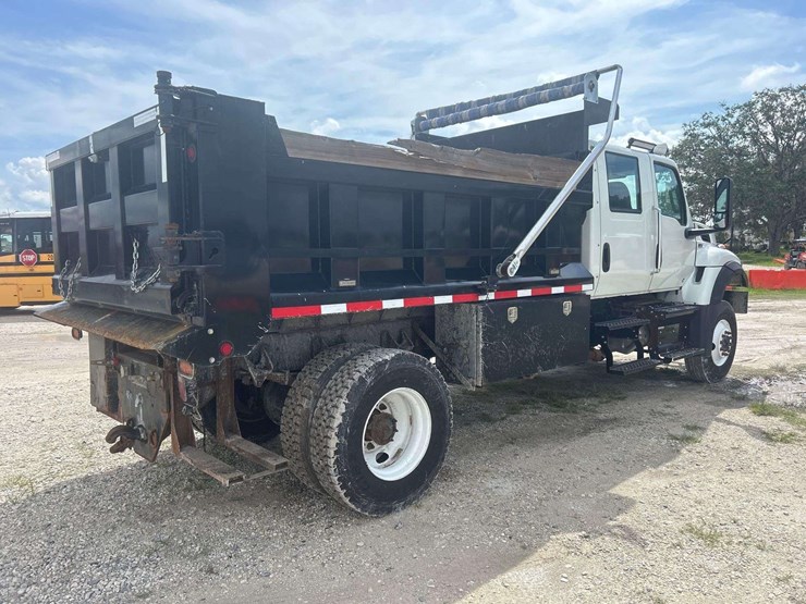 2021-international-hv507-4x4-12ft-single-axle-dump-truck-image-3
