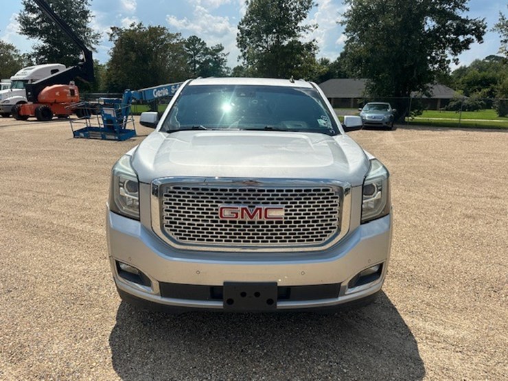 2015-gmc-yukon-image-6