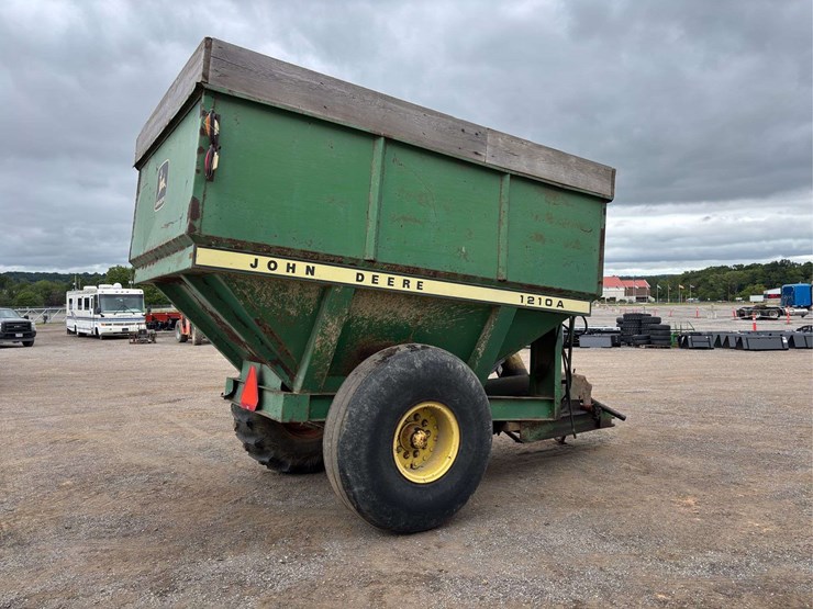 john-deere-1210a-image-3
