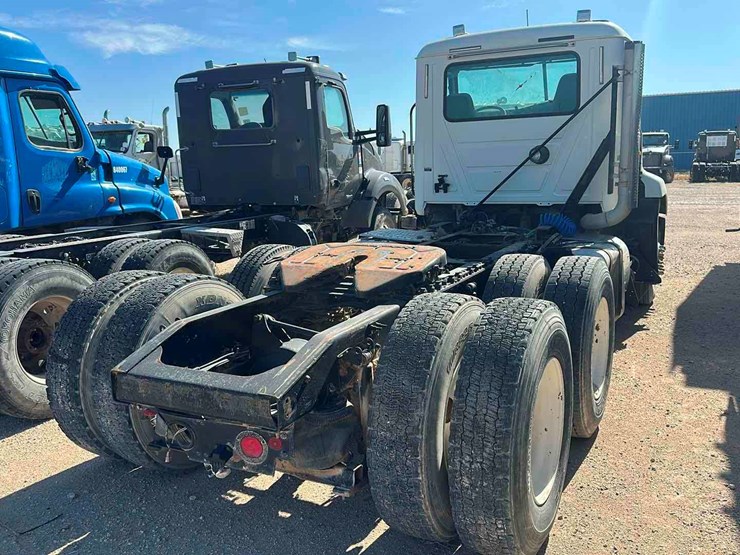 2012-mack-cxu-pinnacle-(inoperable)-image-3