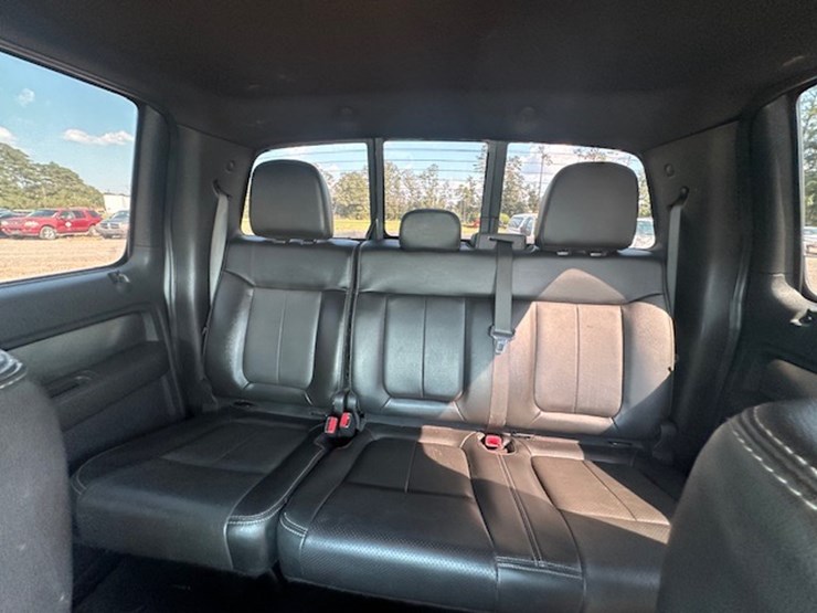 2014-ford-f150-image-42