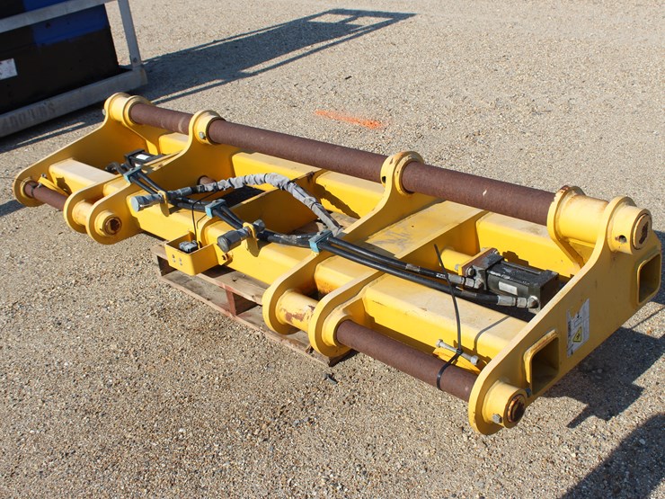 #23029-•-hyd-quick-attach-for-loader-image-1