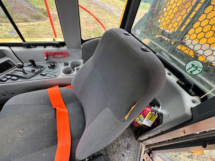 2021-volvo-a40g-image-9