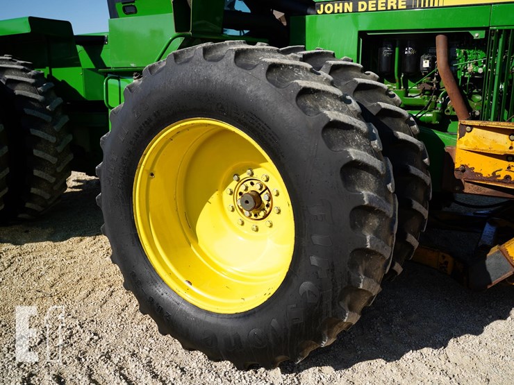 1990-john-deere-8760-image-23