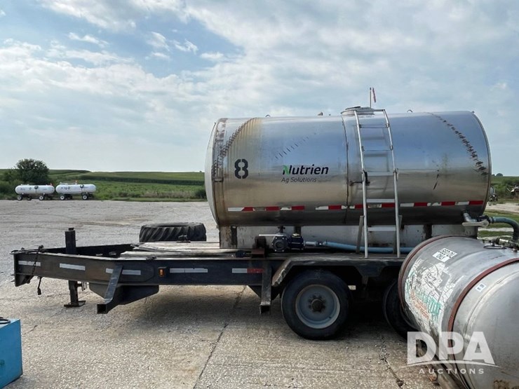 1998-behnke-liquid-nurse-trailer-(jn2734)-image-8