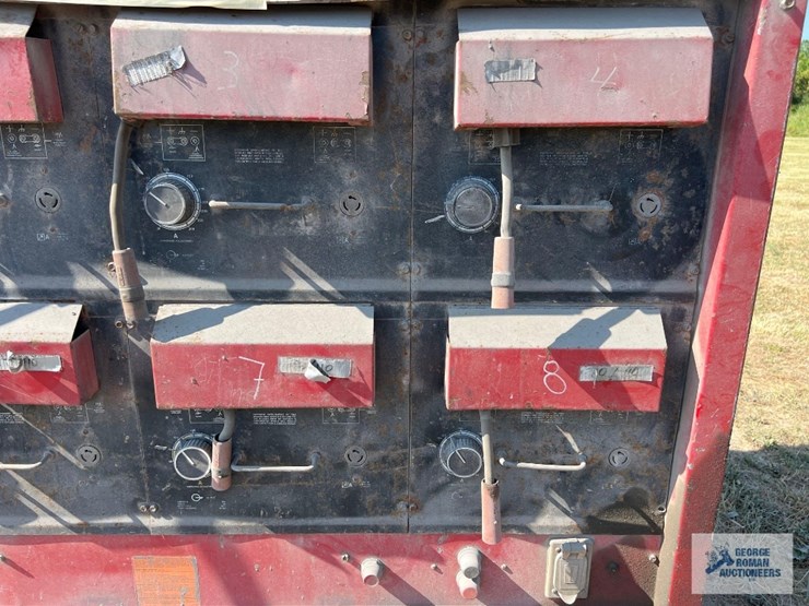 eight-pack-welder-number-one.-serial-no.-kd88072.-five-out-of-eight-welders-worked-last-time-it-was-image-11