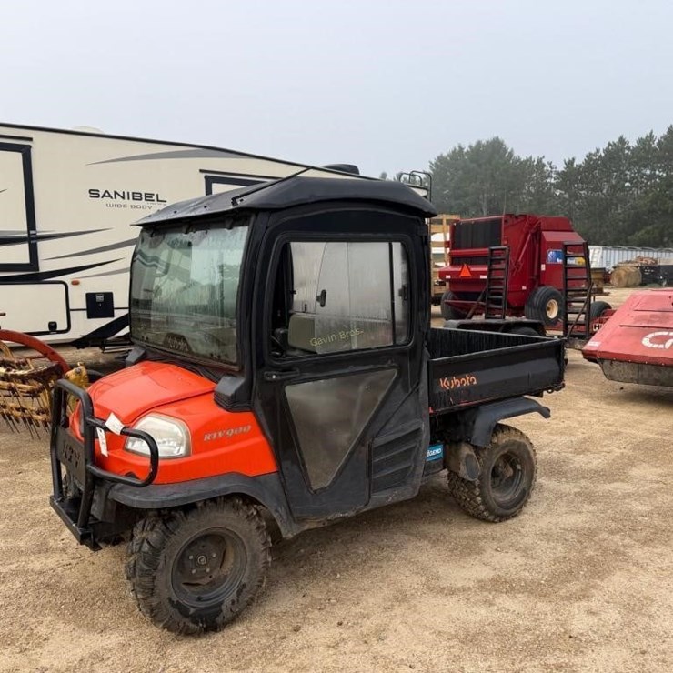 KUBOTA RTV900