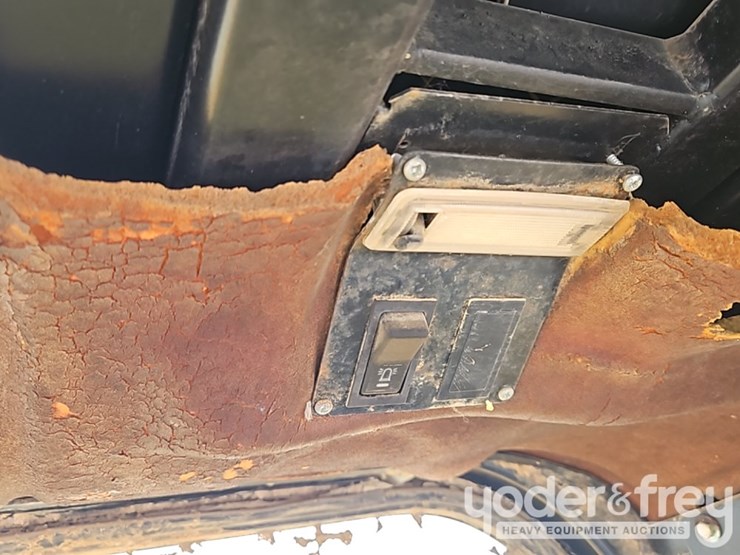 2005-jcb-506chl-image-23