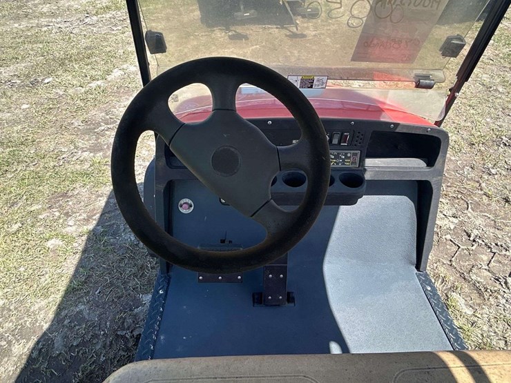 ez-go-mpt-1000-electric-utility-cart-image-8