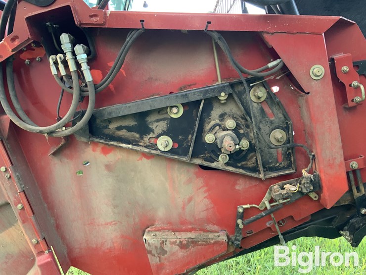 2012-case-ih-3020-image-16