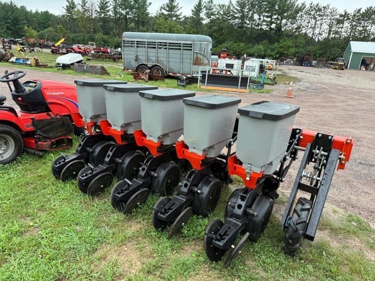 3pt-5-row-plot-planter-image-5