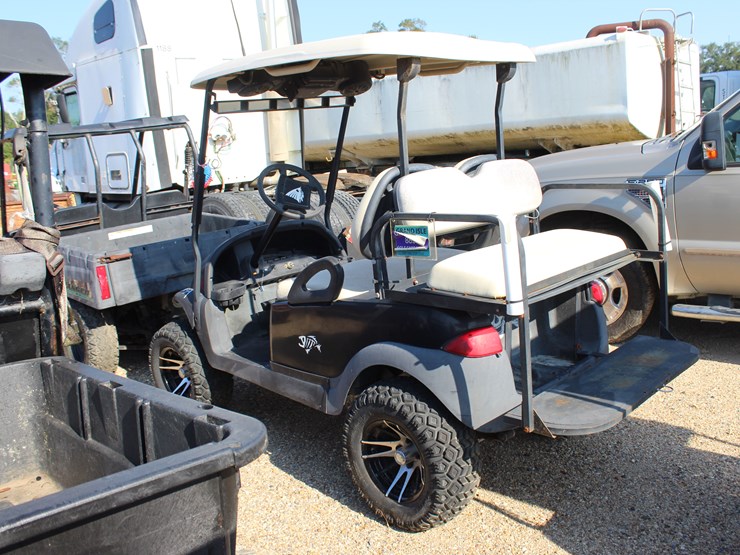#23039-•-club-car-golf-cart,-48-volts,-white-|-parts-or-repair-image-3