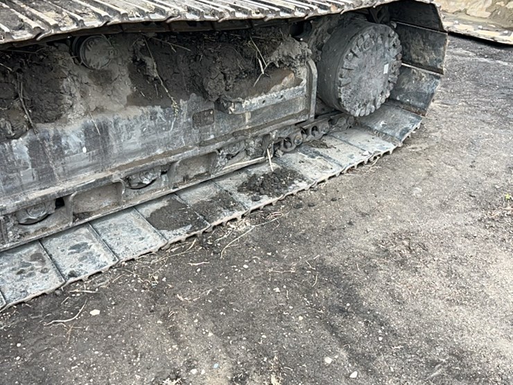caterpillar-320-image-44