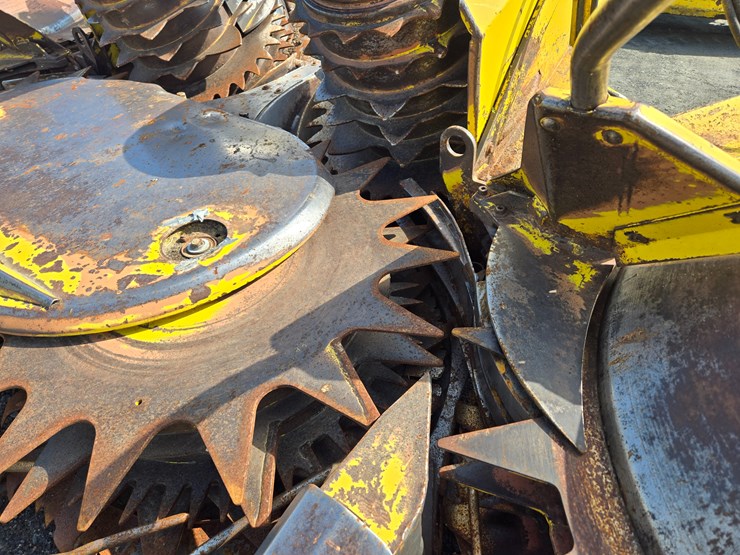 #383-•-john-deere-676-corn-head-image-8
