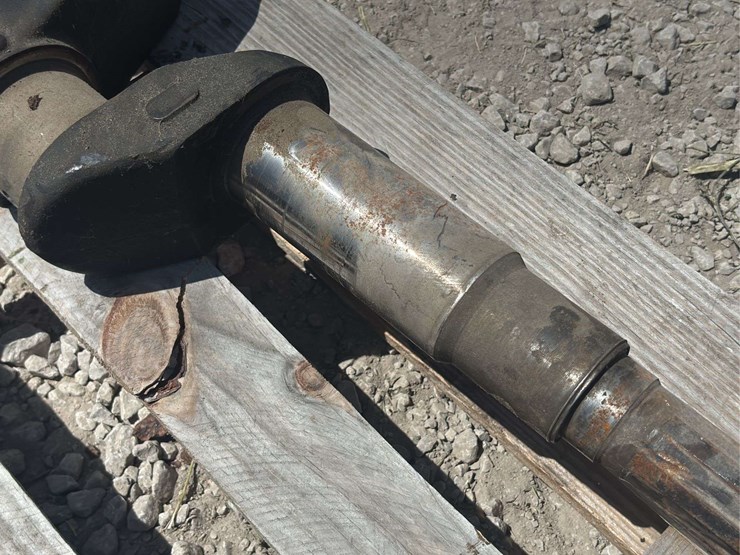 john-deere-model-g-crankshaft-image-3