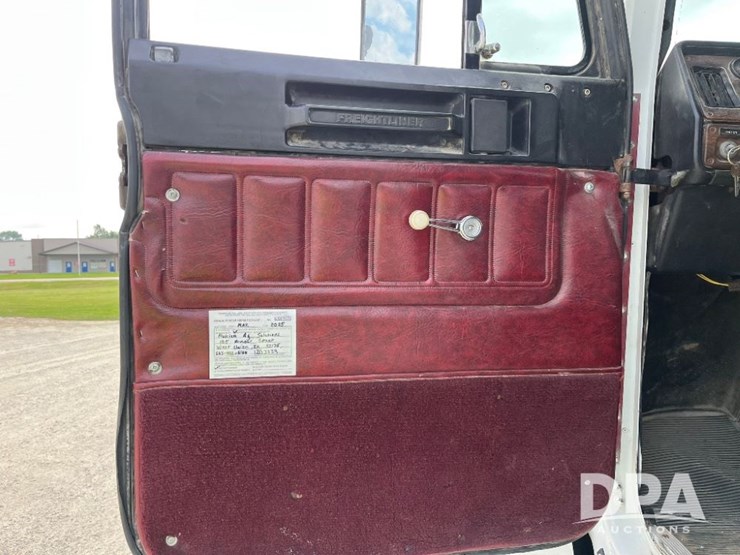 1993-freightliner-truck-(jn2646,-unit-42339)-image-55