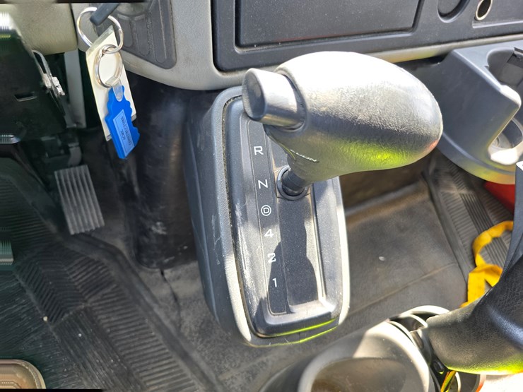 2012-international-durastar-4300-image-78