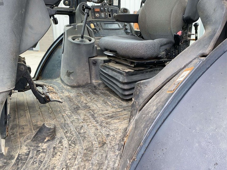 2007-deere-410j-image-25