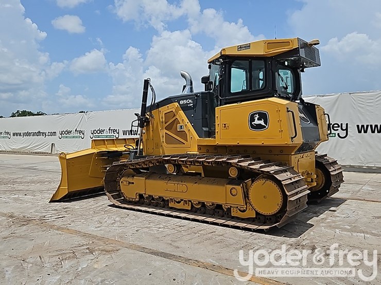 2022-deere-850l-lgp-image-4