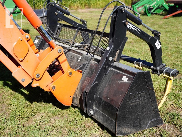 2018-kubota-m7-151-image-14