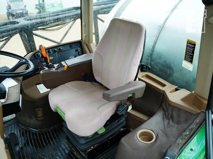 2011-john-deere-4930-image-44